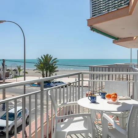 With Stunning Sea Views Appartement